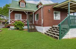 7  &  7A Stirling Street, Te Aroha