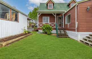 7  &  7A Stirling Street, Te Aroha