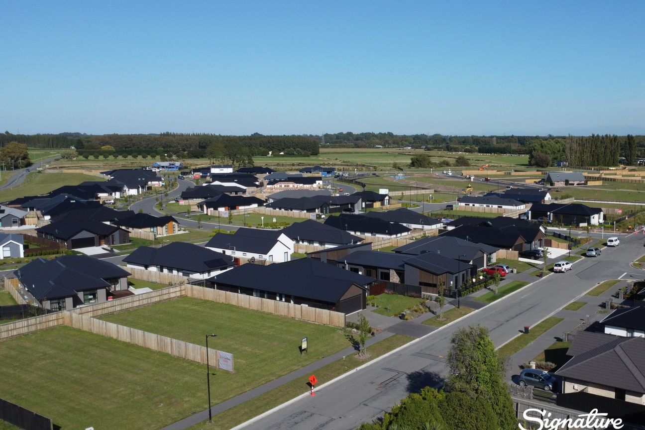 Your first set of keys awaits in Sabys Estate - Vista 2
