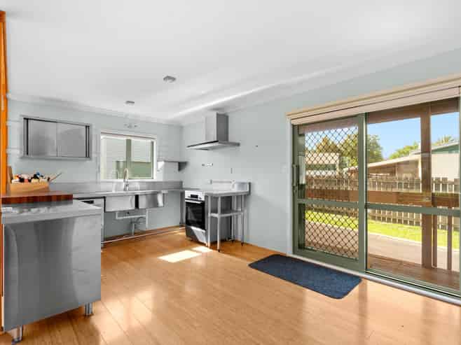 5 Kenward Crescent, Featherston