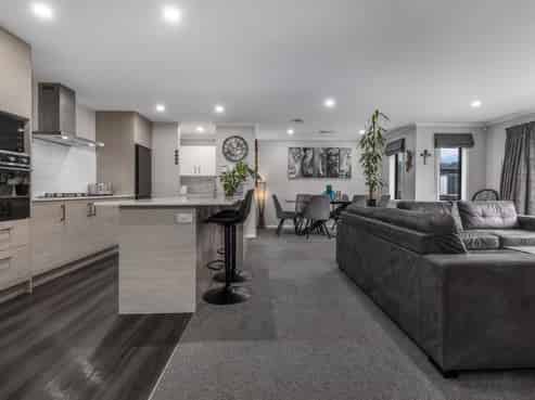 118 John Burke Drive, Aotea