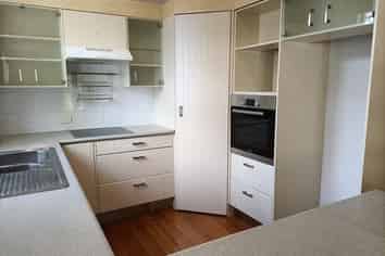  18 Seymour Avenue, The Brook