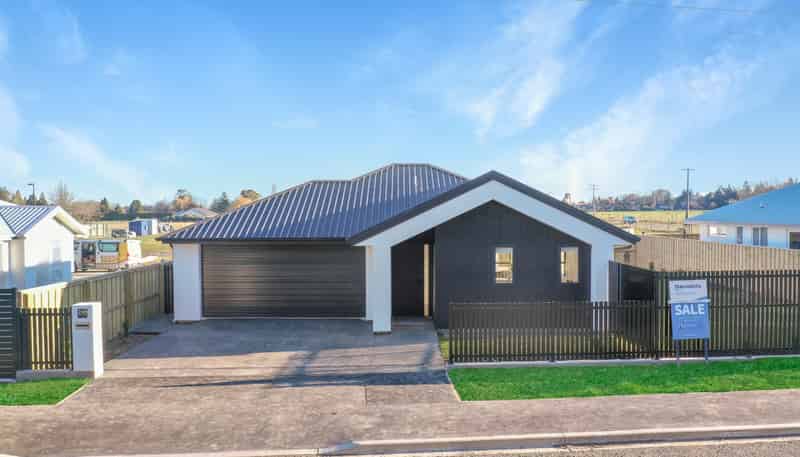 245 Racecourse Road, Allenton