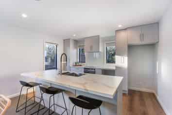 245 Racecourse Road, Allenton