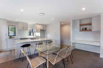 245 Racecourse Road, Allenton