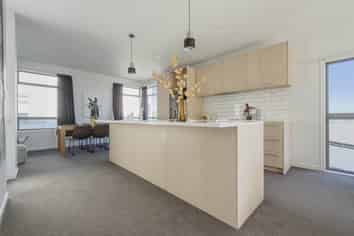 5/30 Monowai Road, Johnsonville