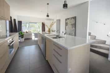 5/30 Monowai Road, Johnsonville