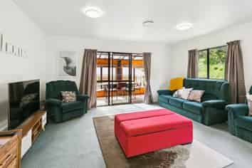 112 Holloway Road, Aro Valley