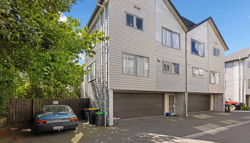 5/443 Hereford Street, Linwood