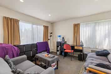 5/443 Hereford Street, Linwood