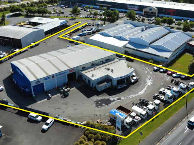 Strategic Base - Functional Workshop & Showroom