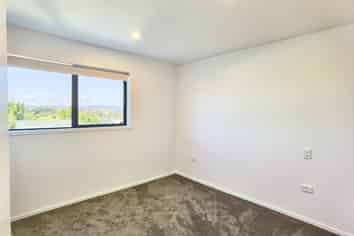 198b  Carrington Road, Mount Albert