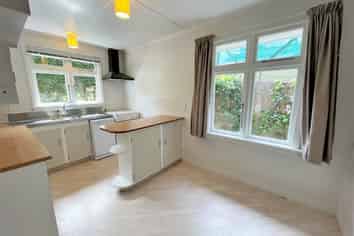 32A Havelock Street, Mornington