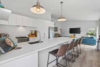 11 Ella Place, Papamoa