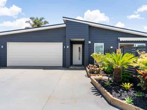11 Ella Place, Papamoa