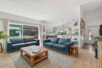 11 Ella Place, Papamoa