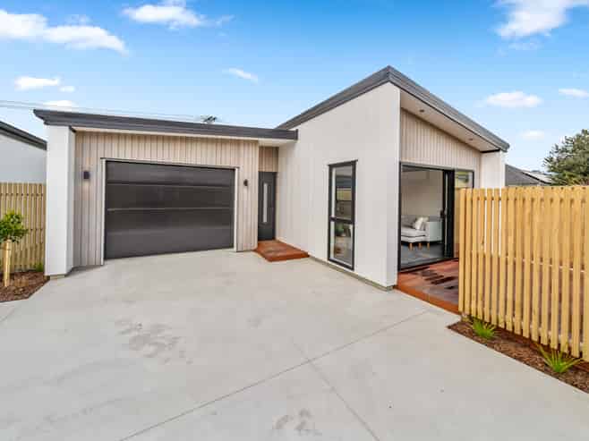 31A & 31B Stephen Street, Trentham