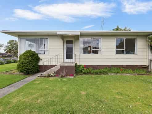 1/32 Challen Close, Conifer Grove