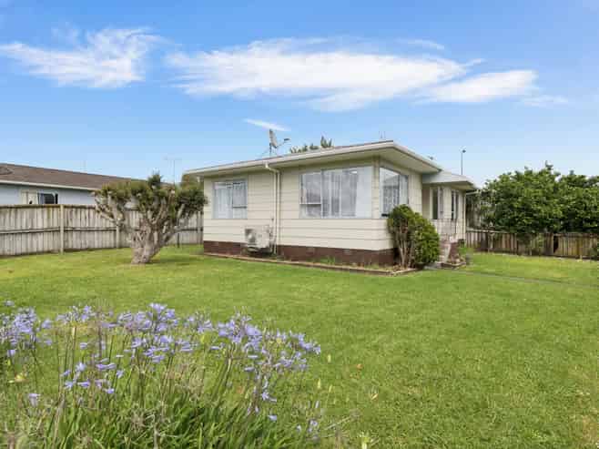 1/32 Challen Close, Conifer Grove