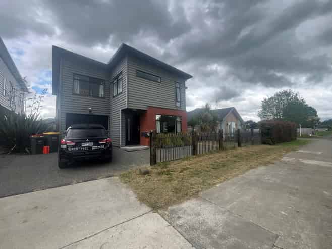 92 Kay Road, Flagstaff