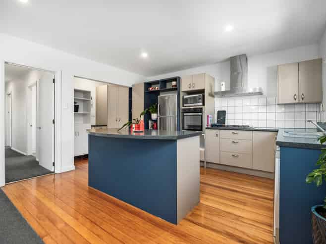 249 Port Hills Road, Heathcote Valley