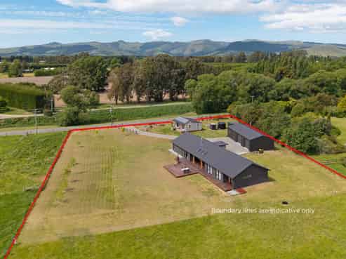 154 River Road, Lincoln