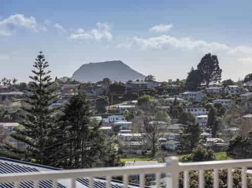 26B Upland Street, Brookfield