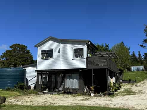 43 The Pines Road, Paparoa