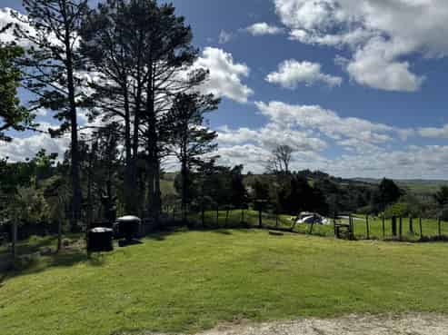 43 The Pines Road, Paparoa