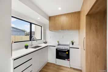 2/50 Airfield Road, Takanini