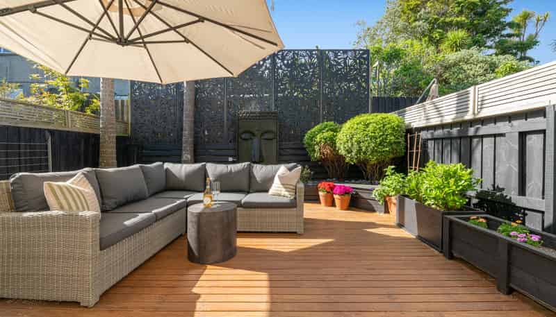 4/13 Kaihu Street, Northcote