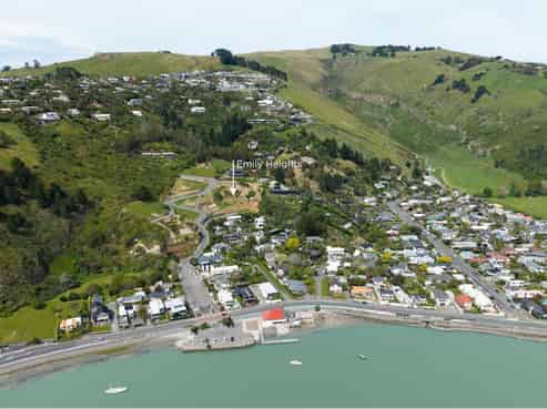 4 Emily Heights, Moncks Bay