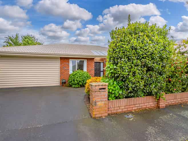 2/4 Balkwell Street, Halswell