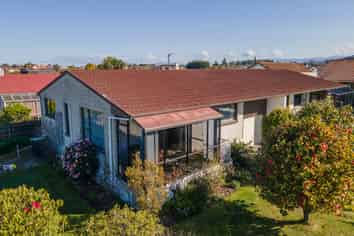 10 Roxburgh Street, Glenwood