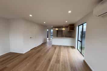 4/41 Shortt Avenue, Mangere Bridge