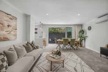 10 Lucern Lane, Petone