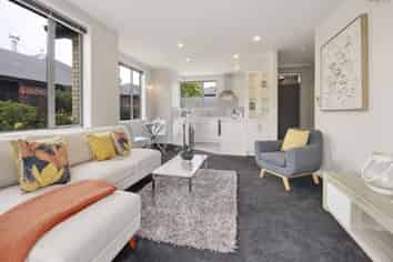 1/8 Evatt Street, Bryndwr