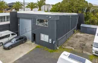 Standalone industrial with yard – Mt Wellington