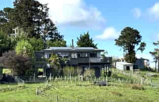 8 Huarau Station Road, Maungaturoto