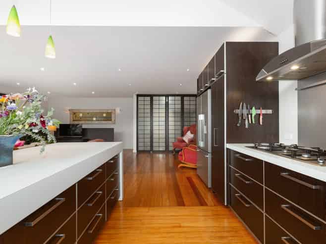 15 Kowhai Street, Eastbourne