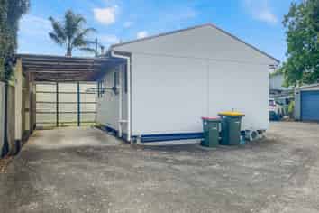 47A Bodi Place, Te Atatu South