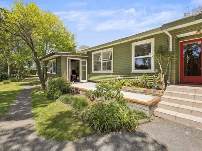 54 Taylor Road, Mangere Bridge