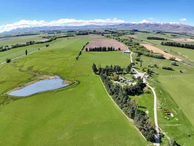 387 Kyeburn-Hyde Road, Kyeburn