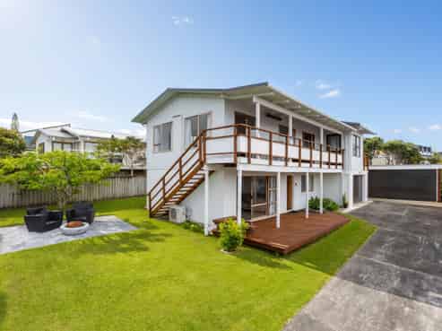 11 Snells Beach Road, Snells Beach