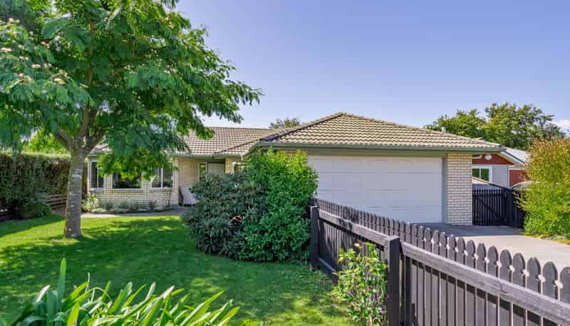 11A Humphries Street, Greytown