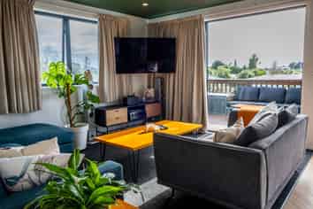 90B Gloria Avenue, Te Atatu Peninsula