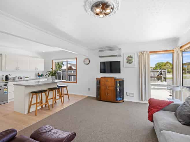 3 Besant Place, Avondale