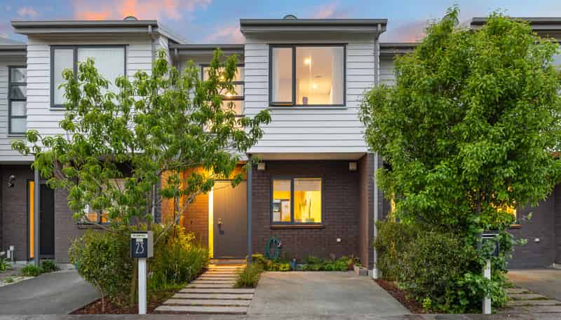 23 Alyssum Road, Mount Wellington