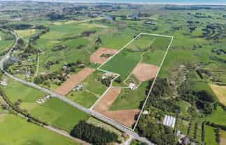 1272 State Highway 1 South, Manakau