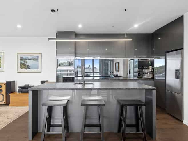 102/1 Harley Street, Nelson